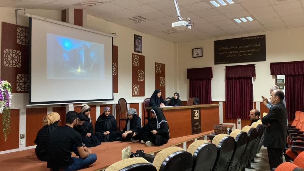 اجراي نمايش سر به داران توسط دانشجويان کارشناسي ارشد تاريخ